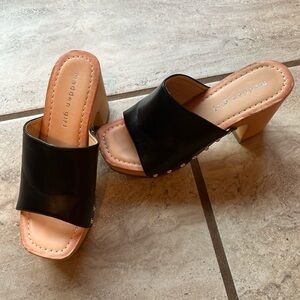 Black Women's Heeled Sandals